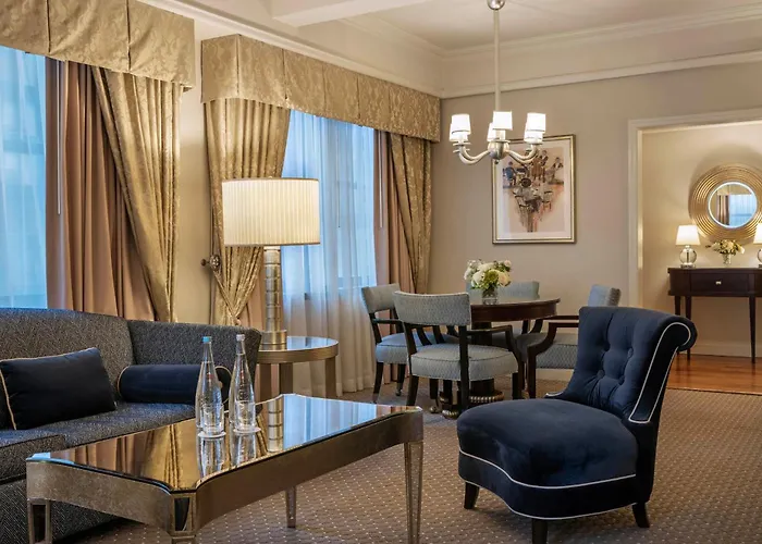 Hotel Warwick New York